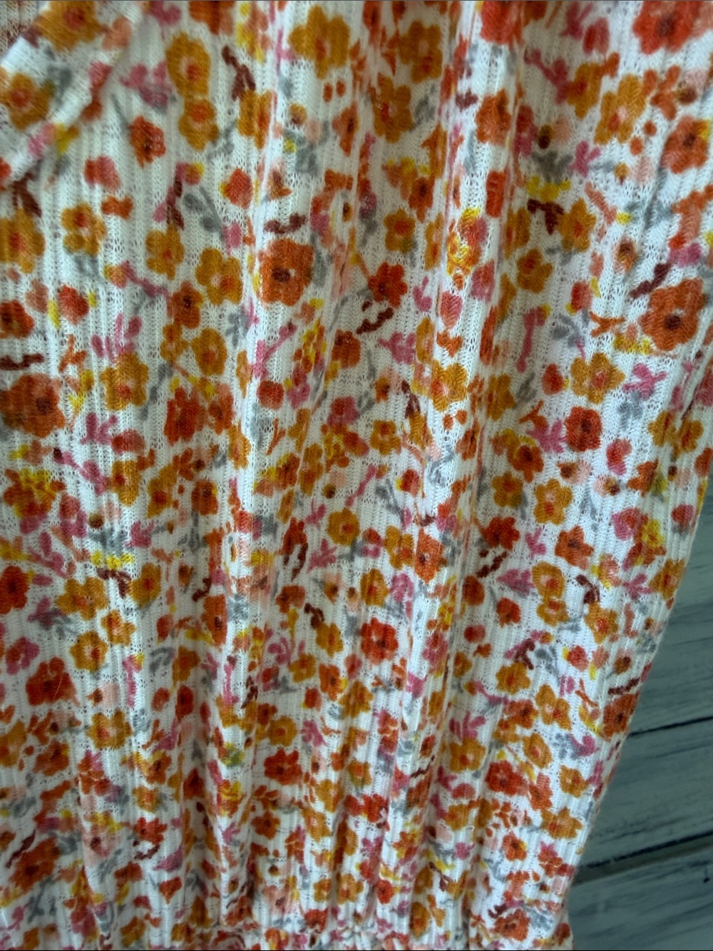 Altar'd State ditsy floral romper Size Small - Picture 7 of 7